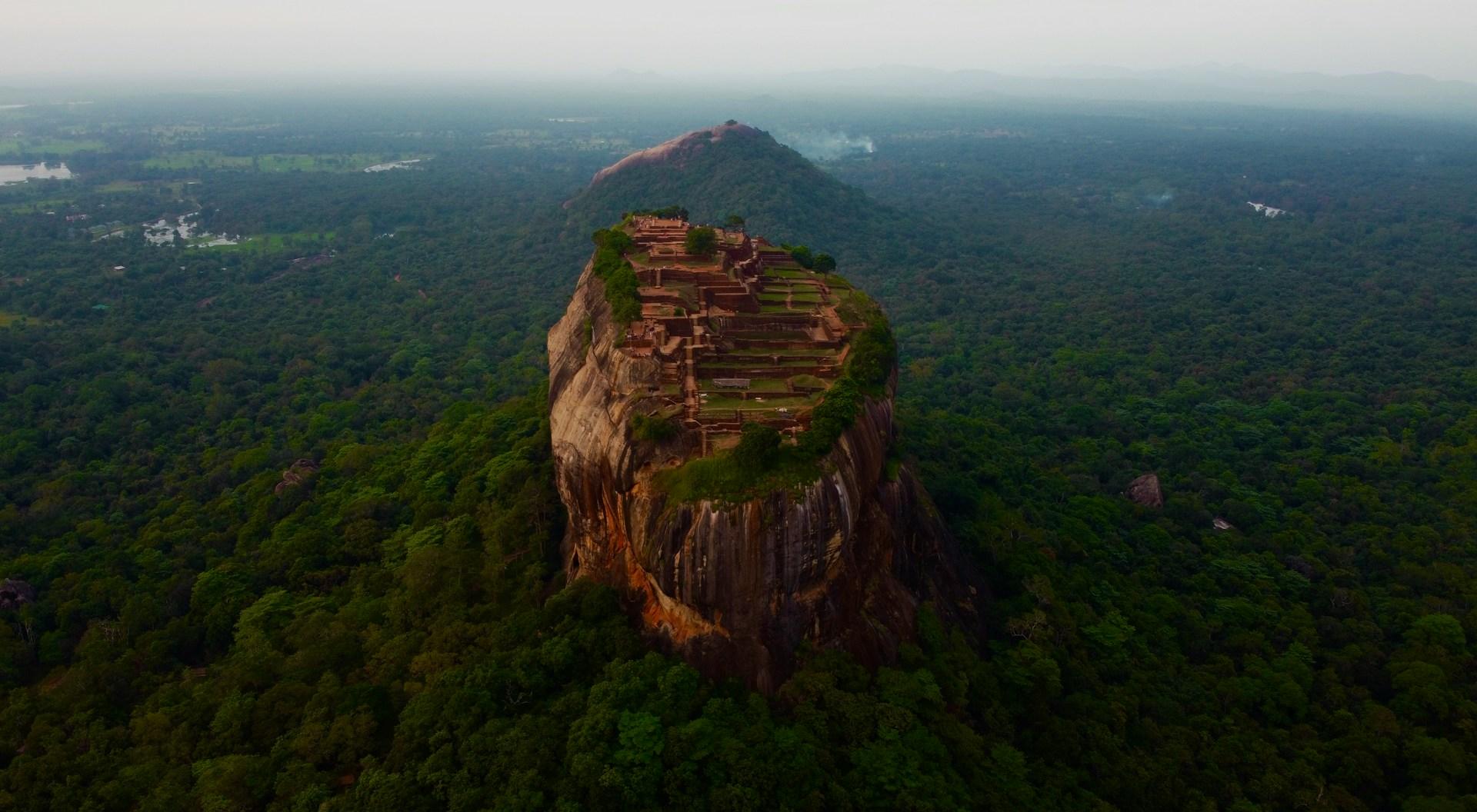 Adventures in Sri Lanka background